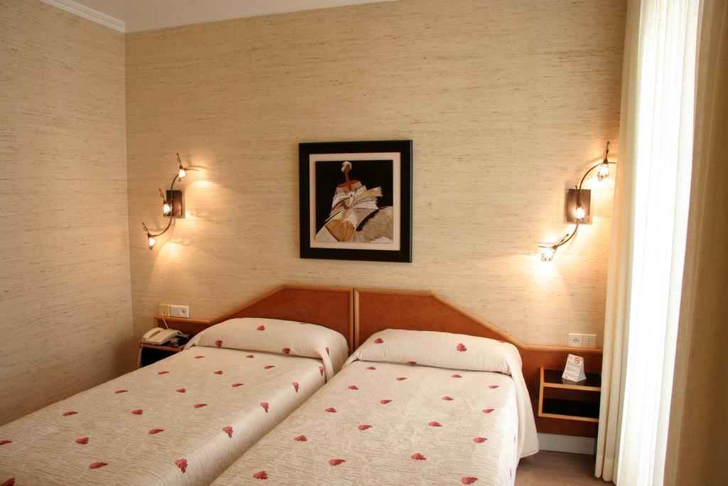Hostal Paris Valladolid Exterior foto